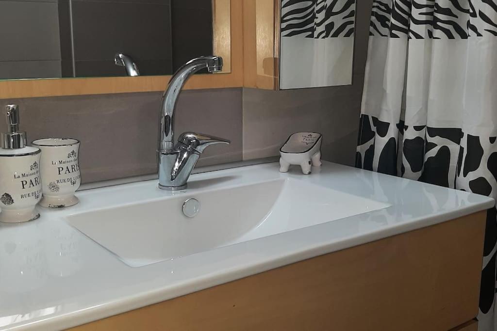 A Heart City Cozy House Apartment Chania  Bagian luar foto